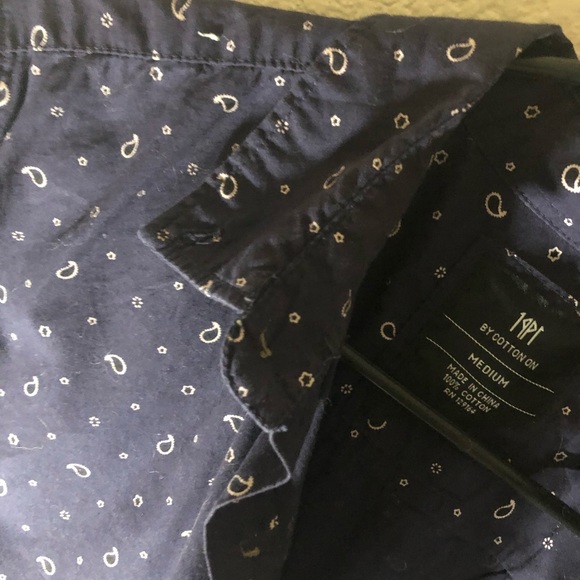 Meow - Picture 3 of 3